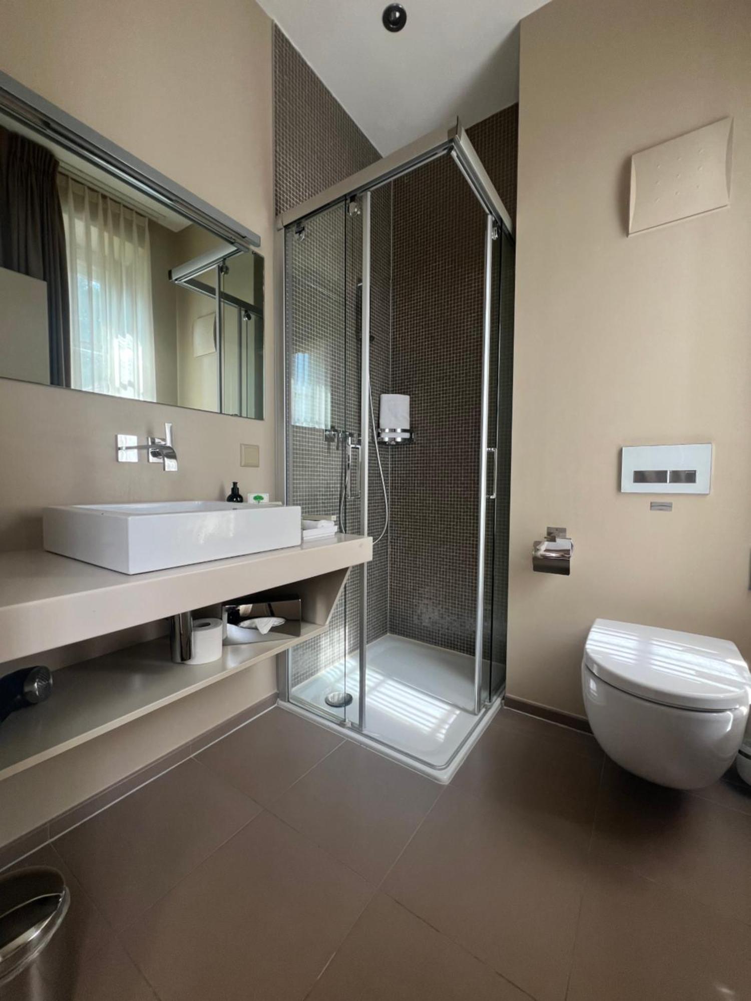 Hostellerie Le Petit Manoir Моржес Екстериор снимка